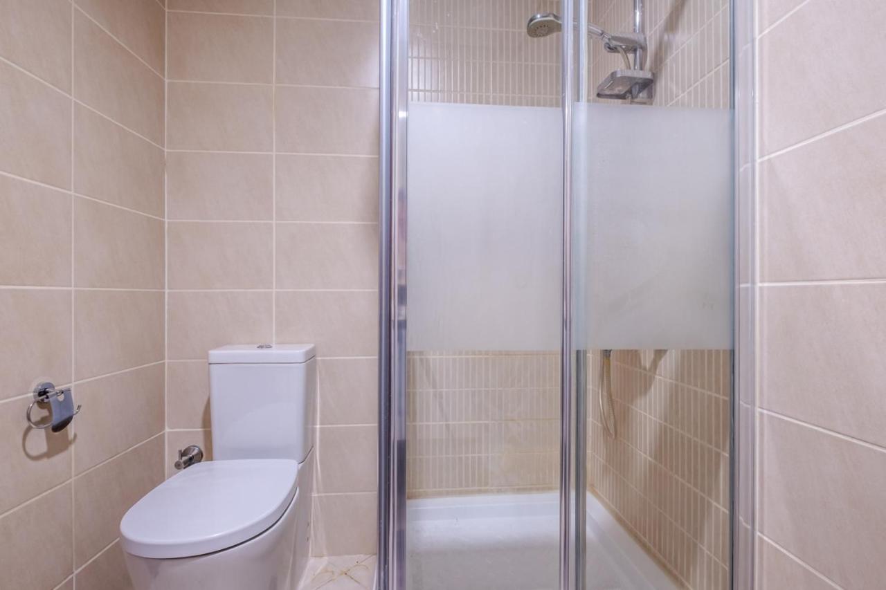 Charming Flat With City View In Atasehir Istanbul Bagian luar foto